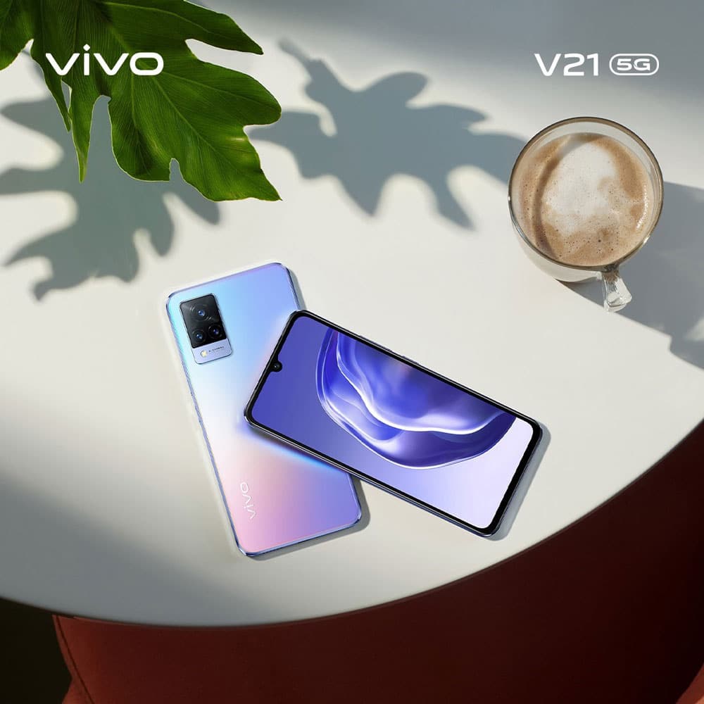 Vivo V21 Review — One For The Selfie Lovers –