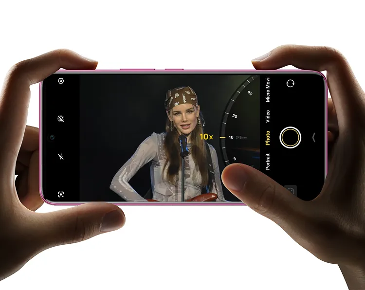 vivo-v60-with-10x-telephoto-stage-portrait.png