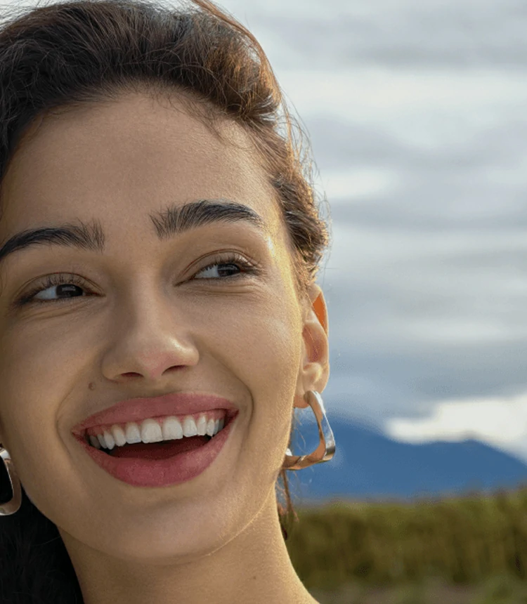 ultra-clear-portrait-taken-with-vivo-x300-pro-using-200-mp-zeiss-camera-1