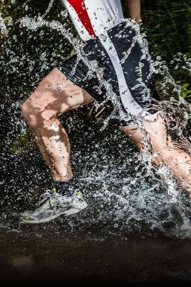 y31d-water-bottom-img2-lg-x2.jpg