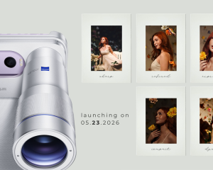 Compact flagship-vivo X300 Ultra-1