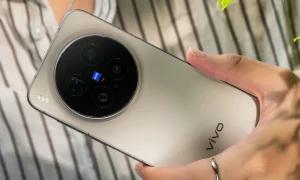 vivo X300 Series-1